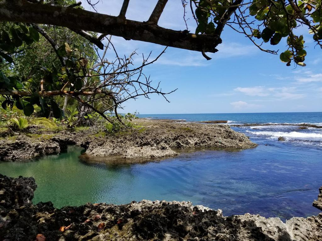 Piscina Natural On The Sea กาอุยตา ภายนอก รูปภาพ